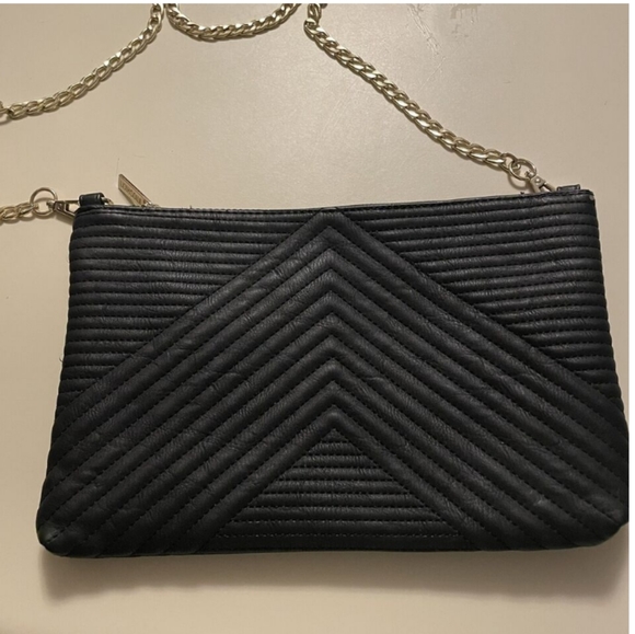IMOSHION Black Chevron Vegan Gold Crossbody Handbag - Picture 2 of 8